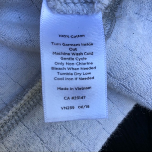 T by Talbots Funnel Neck Gray Top, Size M - Picture 8 of 12